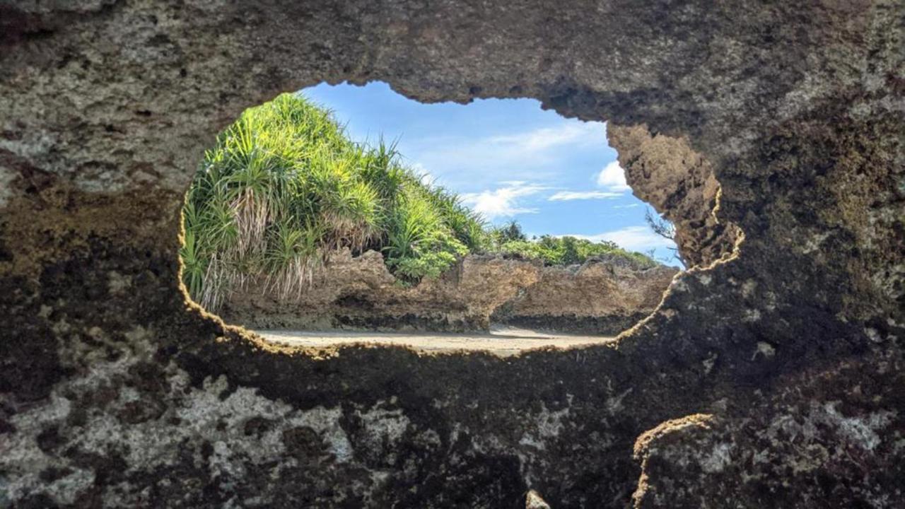 Toyoko Inn Okinawa Ishigaki-Jima Ishigaki  Экстерьер фото